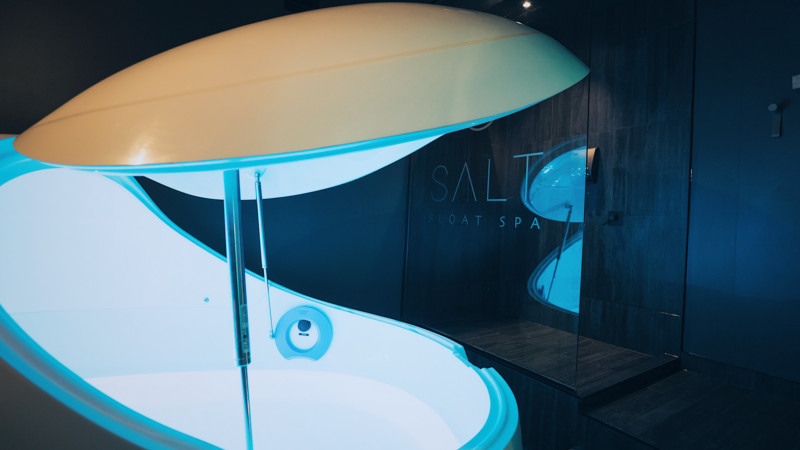 Discover the mental, spiritual and physical benefits of sensory deprivation with our 60 minute float session!